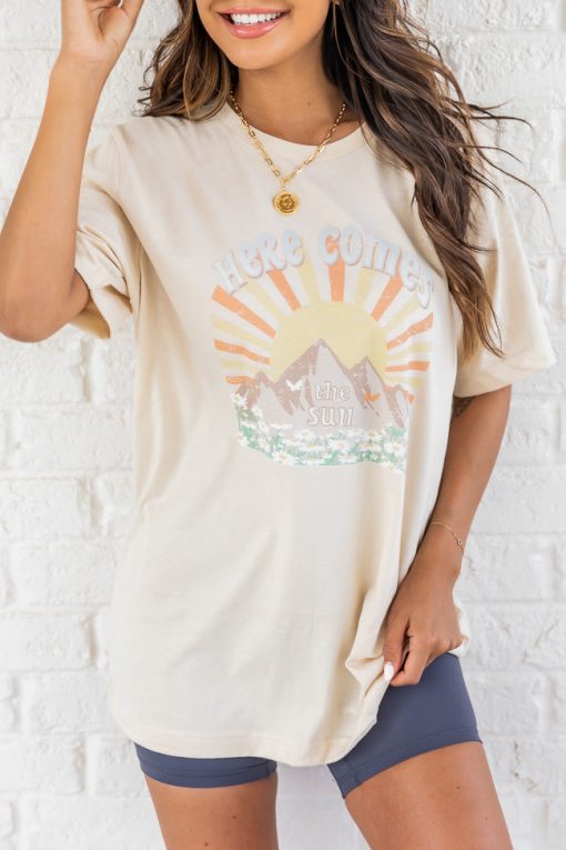 Outlet 🥰 Pink Lily Here Comes The Sunset Cream Distressed Graphic Tee 🔔 -Tees Shop 1K0A1674 b2b0c3b6 4215 45ef bfa8