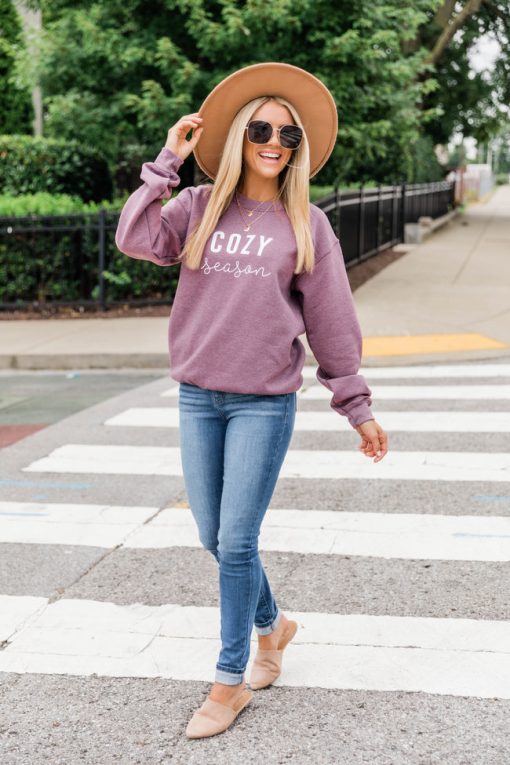 New 👍 Pink Lily Cozy Season Dark Maroon Graphic Sweatshirt 💯 -Tees Shop