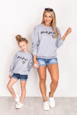 Cheapest 🔥 Pink Lily Mama Script Brown Animal Print Grey Graphic Sweatshirt 💯 -Tees Shop 1K0A6580 0ab0e2b9 a926 4278 8139 6eee5f1cb77a 650x