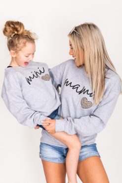 Cheapest 🔥 Pink Lily Mama Script Brown Animal Print Grey Graphic Sweatshirt 💯 -Tees Shop 1K0A6591 67c7d3d9 44cb 4637 8c3d 52170b263050 650x