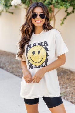 Outlet 😉 Pink Lily Mama Smiley Repeat Ivory Graphic Tee 🧨 -Tees Shop 219A2672 650x