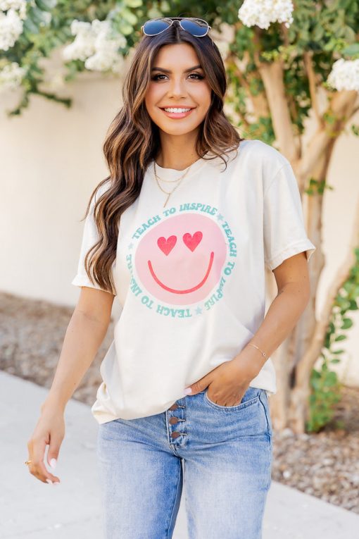 New 😍 Pink Lily Teach To Inspire Smiley Ivory Graphic Tee 🌟 -Tees Shop