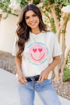 New 😍 Pink Lily Teach To Inspire Smiley Ivory Graphic Tee 🌟 -Tees Shop 219A2768 650x