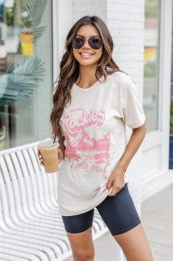 New ⭐ Pink Lily High In The Rockies Graphic Tee 🔔 -Tees Shop 219A8429 650x