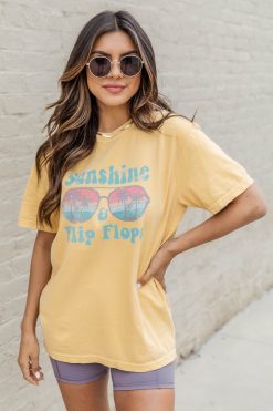 Best Sale 🛒 Pink Lily Sunshine And Flip Flops Mustard Graphic Tee 👍 -Tees Shop 219A9399 650x