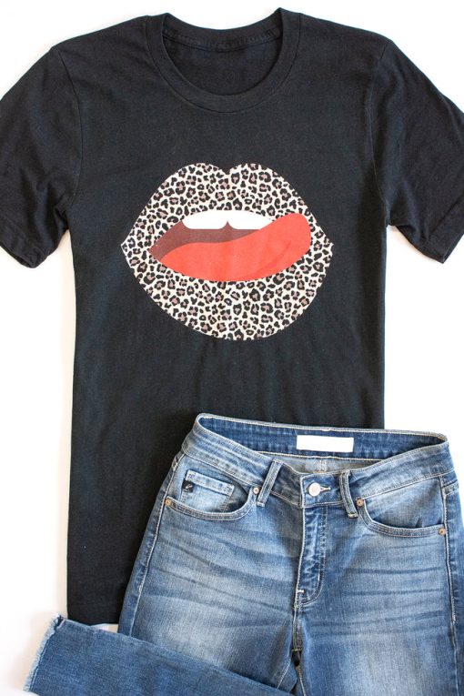 Best reviews of 🌟 Pink Lily Animal Print Lips Black Heather Graphic Tee 🧨 -Tees Shop