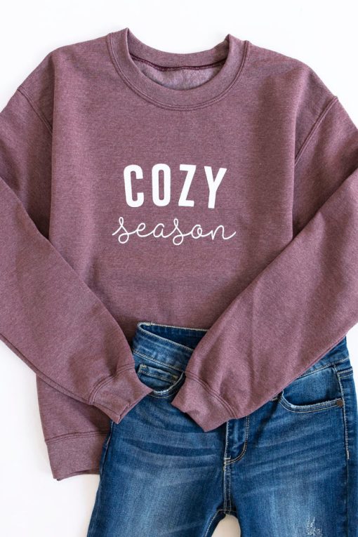 New 👍 Pink Lily Cozy Season Dark Maroon Graphic Sweatshirt 💯 -Tees Shop