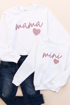 Budget 🔥 Pink Lily Mama Script Mauve Animal Print White Graphic Sweatshirt 🧨 -Tees Shop mamaandmini 650x