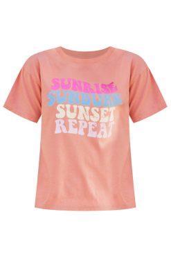 Best Sale ✔️ Pink Lily Sunrise, Sunburn, Sunset, Repeat Graphic Terracotta Tee 👏 -Tees Shop sunrise sunburn sunset repeat graphic terracotta tee 650x